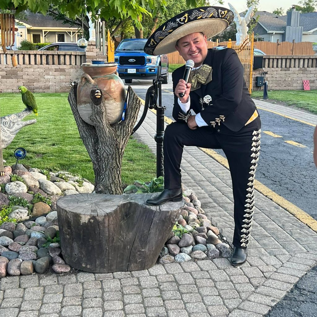 julio-cesar-la-voz-mariachi-de-chicago-03