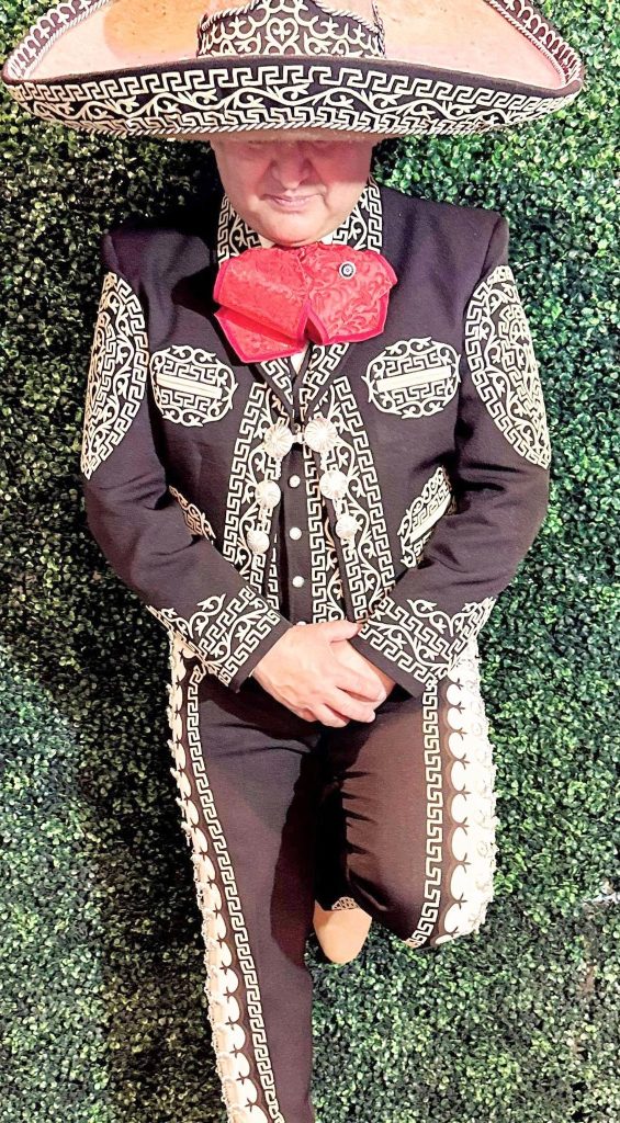 julio-cesar-la-voz-mariachi-de-chicago-07